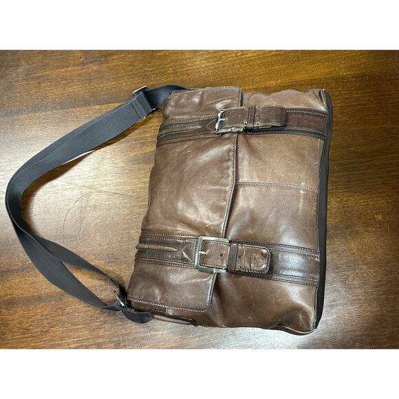 Fossil Brown Leather Crossbody Messenger Laptop Bag Academia Twee Neutral Grunge - Picture 16 of 16